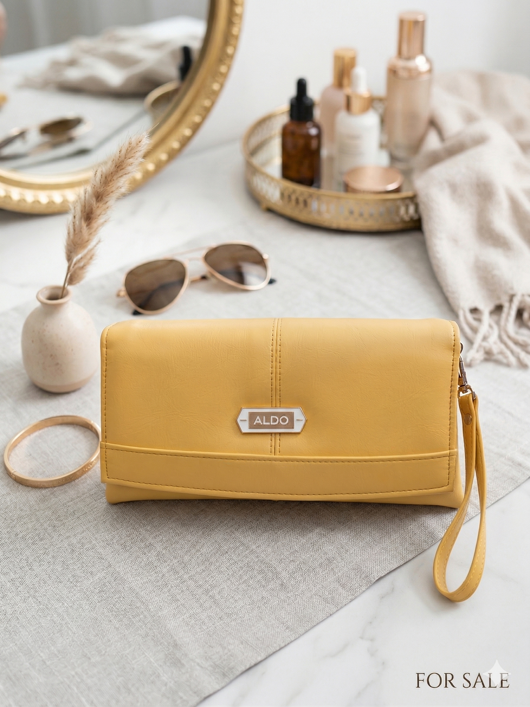 Chic Yellow Wristlet Clutch